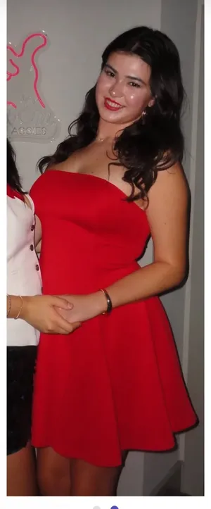 Red dress!! thumbnail 1