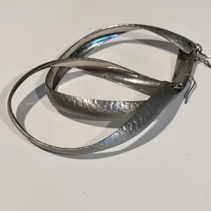 Silver Marquise Hammered Twirl Earrings thumbnail 8