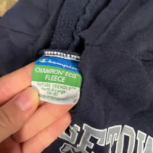 Georgetown sweatshirt thumbnail 2