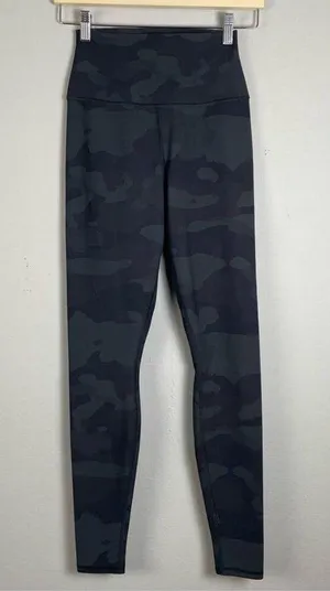ALO‎ YOGA High Waisted Vapor Black And Gray Camo Leggings Size M Athleasure Gym thumbnail 2