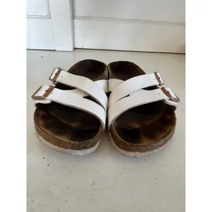 Birkenstock while‎ Yao sandal size 38 (7-7.5) thumbnail 4