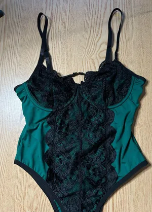 New Women’s 1pc Lingerie Thong Bottom Black Dark Hunter Green size Small thumbnail 1