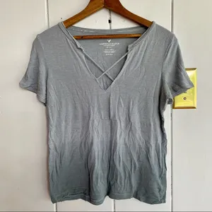 American Eagle ⭐️ striped ombré tee size small thumbnail 1