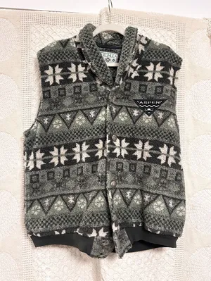 Vintage Fleece Outdoorsy Vest thumbnail 1