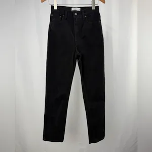 Abercrombie & Fitch Ultra High‎ Rise 90s Straight Jean in Black Size 24 or 00 thumbnail 5