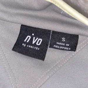 NVO grey athletic top size small Gray thumbnail 6
