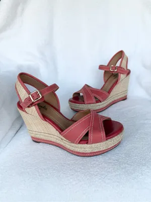 Clarks Coral /Beige Leather Wedge Espadrille Sandals Ankle Strap Buckle 6.5 thumbnail 2