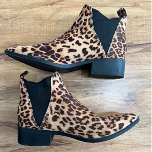 Bella Vita Leopard Print Ankle Boots Pointed Toe Chelsea Booties Brown Black‎ 9 thumbnail 2