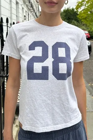 Brandy Melville T-shirt thumbnail 3