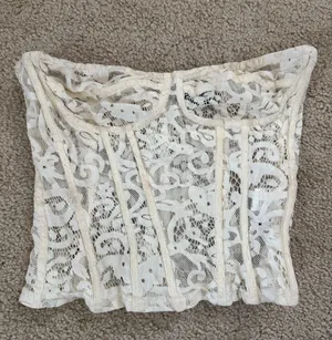 Pretty Little Thing White Lace Corset thumbnail 1