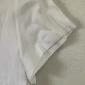 FINAL MARKDOWN Classic White high sierra T-Shirt medium thumbnail 2
