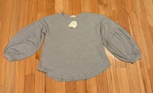 Altar’d State Top Womens Size L Gray Waffle Knit Balloon Sleeve Pullover thumbnail 1