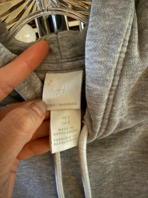 H&M light gray sweatshirt hoodie thumbnail 3