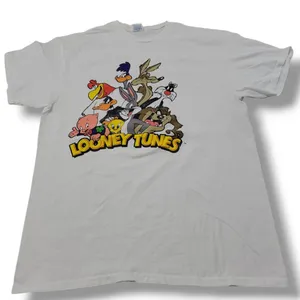 Looney Tunes Shirt Size Large Graphic Print T-Shirt Bugs Bunny Graphic Print Unisex thumbnail 1
