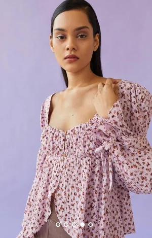 Urban Outfitters NWOT Allie Tie Sleeve Sleeve Blouse Floral Print Size S thumbnail 2