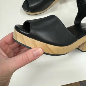 Kelsi Dagger Black Leather Peep Toe Wood Platform Heels Womens 5.5 Clog Fall thumbnail 5