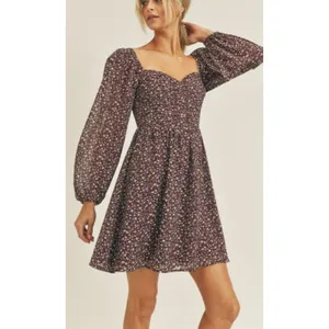 LUSH Boho Smocked Sweetheart Milkmaid Dress in Brown Berry Floral thumbnail 4