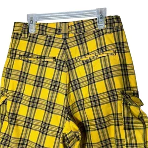 Hot Topic Yellow Plaid Cargo Bermuda Shorts‎ thumbnail 6