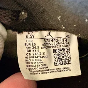 Nike Air Jordan 1 Retro High OG University Blue Sneakers Tennis Shoes thumbnail 10