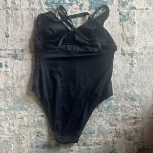 Women’s Anne Klein Bathing Suit thumbnail 2