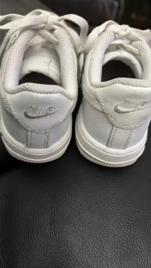 Little Boys Nike Sneakers 10.5 thumbnail 2