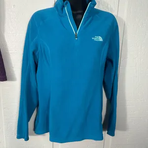 The North Face 1/4 Zip Daria Athletic Pullover See Measurements EUC thumbnail 2