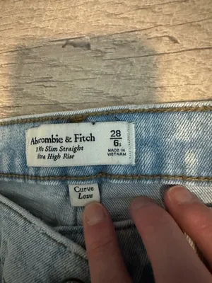 Abercrombie Curve Love 90s High-Rise thumbnail 2