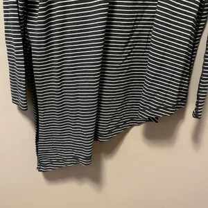 Lululemon To The Point Long Sleeve Modern Stripe Heathered‎ Black White Size 8 thumbnail 6