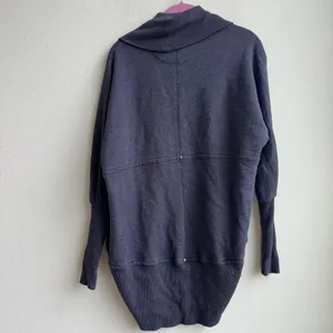 ✨$5/$25 Aritzia Wilfred Diderot Cocoon Cardigan Purple Open Front Size XS thumbnail 6