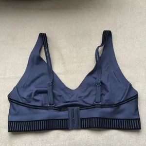 Alo Yoga Airlift Line Up Bra Navy M thumbnail 6