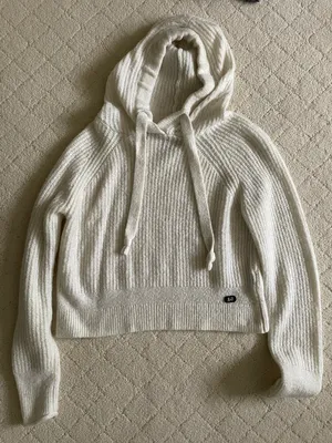 Abercrombie Sweater thumbnail 1
