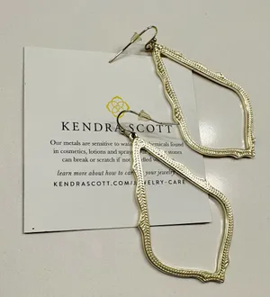 Kendra Scott Earrings thumbnail 2
