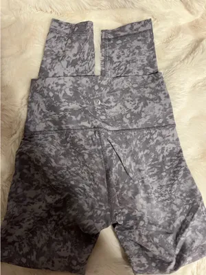 Lululemon leggings thumbnail 1