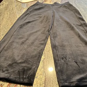 Lululemon Women’s Wide Leg Velvet Pants Sz S Black thumbnail 2