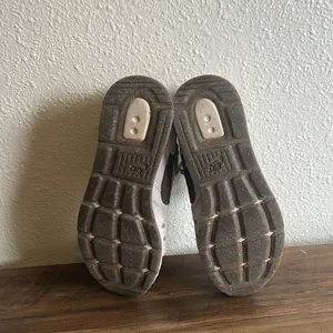 Nike Venture Runner Women’s Size 7 Grey & Brown thumbnail 6
