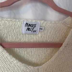 Princess Polly Cream Sweater for Women Size Small/Medium thumbnail 2