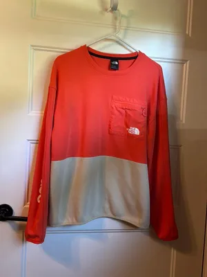 North Face Pullover thumbnail 1