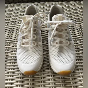 Olukai‎ Wailuku Athletic Sneakers 7 athleisure running outdoors hiking travel thumbnail 3