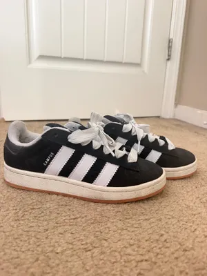 Adidas Sneakers thumbnail 2