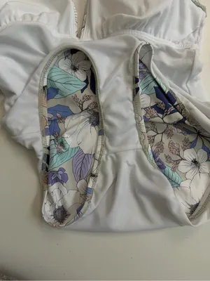 Freshwater Swimsuit One Piece Floral Ruffle Plunge Lined Removable Padding thumbnail 8