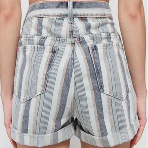 BDG High-Waisted Mom Short - Striped Denim Size 27 thumbnail 3