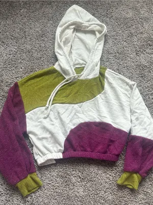 Le Lis Colorblock Cropped Hoodie - White, Olive & Plum thumbnail 1