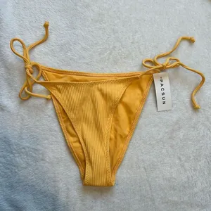 NWT PacSun Swim ( bottoms only) size small thumbnail 1