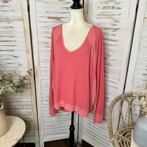 FREE PEOPLE Women's Large Santa Clara Oversized V Neck Thermal Sweater Top Pink thumbnail 6