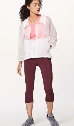 Lululemon Right as rain. thumbnail 1