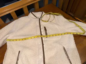 Universal Threads Sherpa jacket with brown accents thumbnail 4