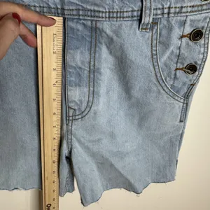 BDG Shortall Overalls Womens 30W Light Wash Denim Distressed‎ Raw Hem Shorts thumbnail 8