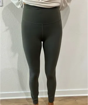 Wunder Under Lululemon Leggings thumbnail 6