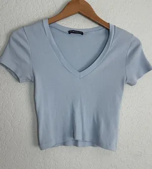 NEW Brandy Melville Sky Blue Ribbed Crop Top Y2K V Neck thumbnail 1
