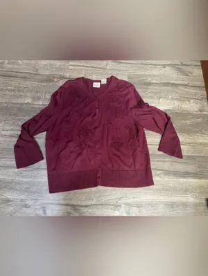 Tailor B. Moss Burgundy Floral Button-Front Cardigan thumbnail 2